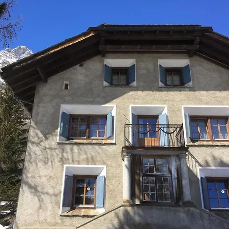 Chesa Clos By Interhome Apartamento *